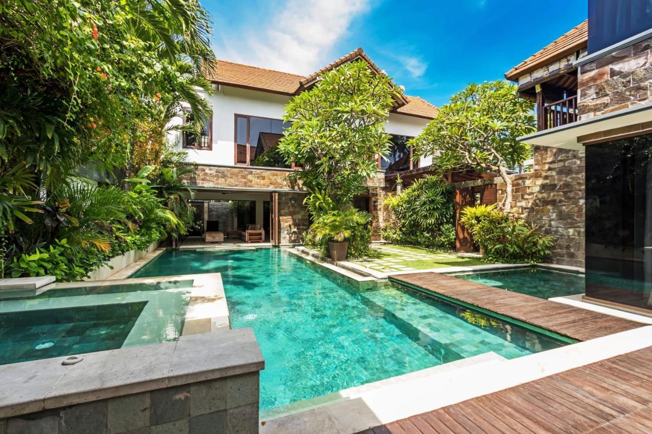Villa Yasmin Seminyak Buitenkant foto